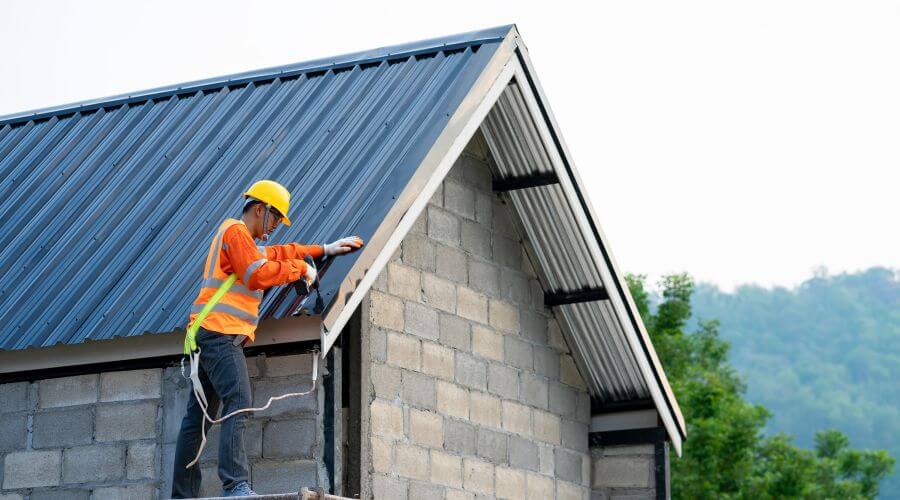 Professional gutter cleaning in Rancho Palos Verdes, CA